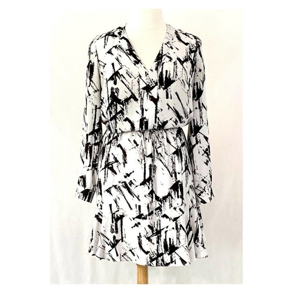 White House Black Market Pattern Flare Dress